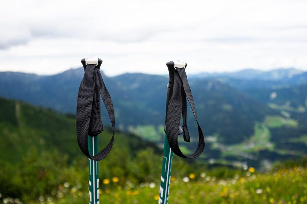 How to use Hiking Poles